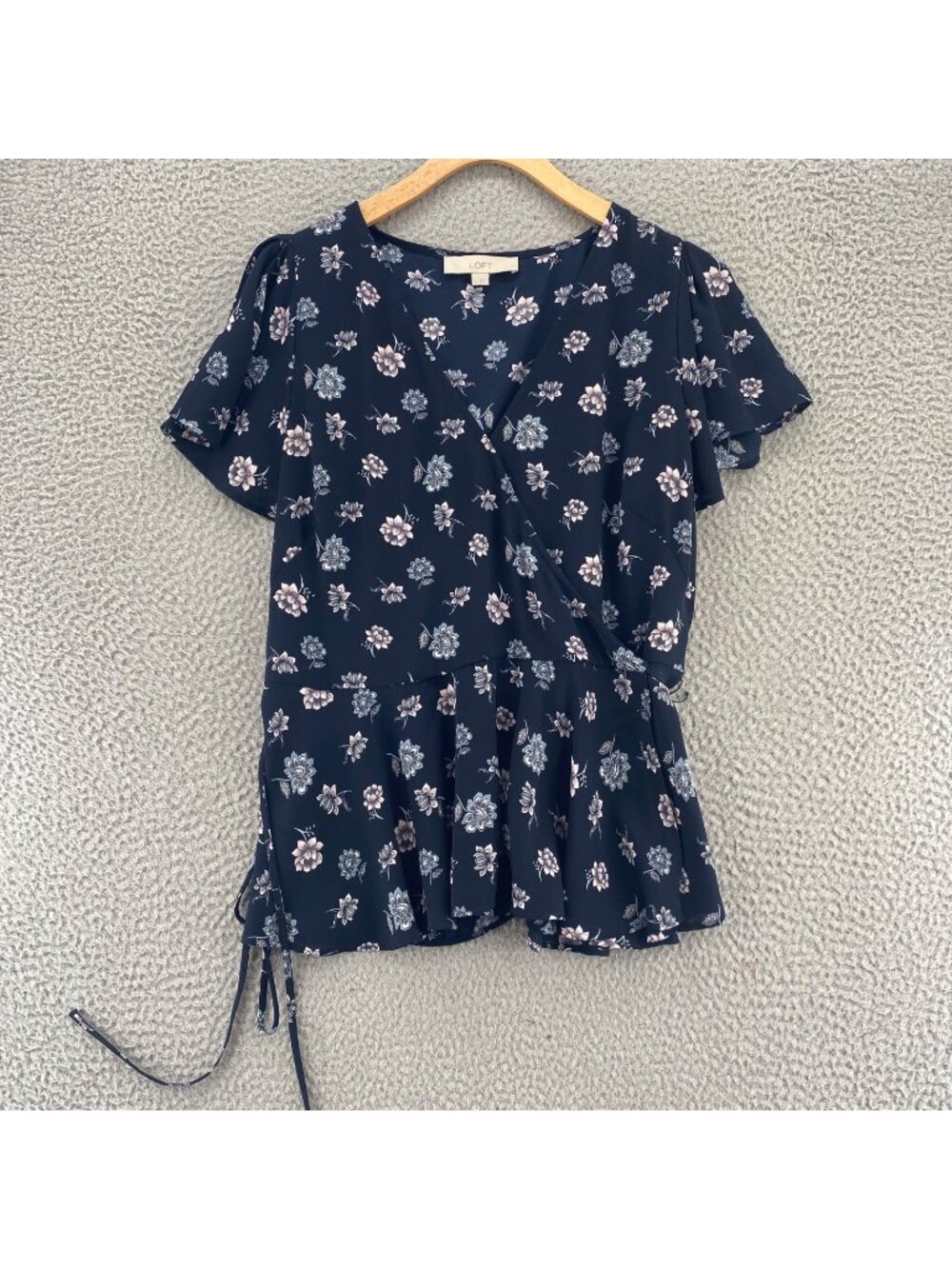 LOFT Top Womens Large Navy Floral Chiffon Wrap Belt Blouse Short Flutter Sleeve